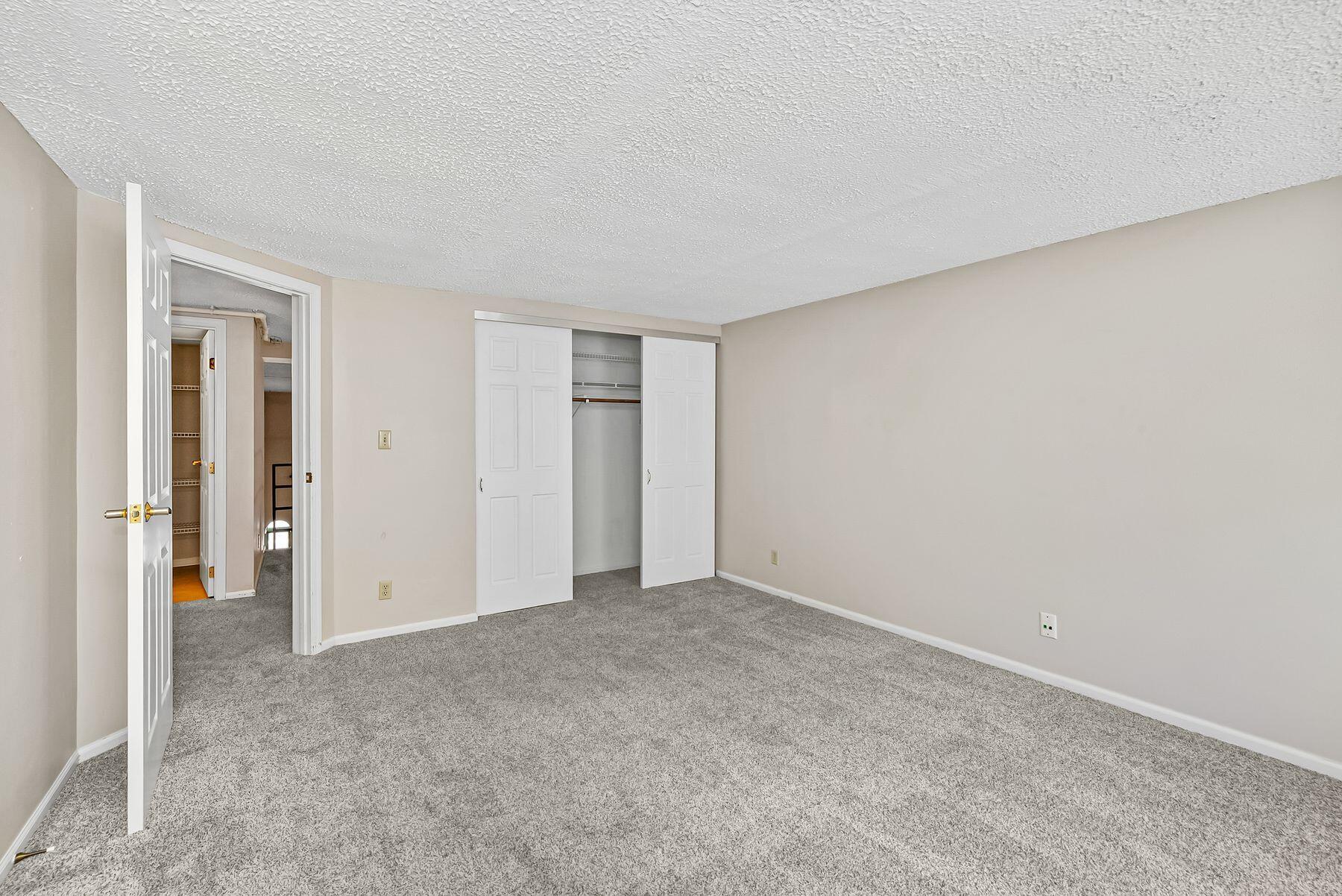 270 E Highland Ave Unit: 1023