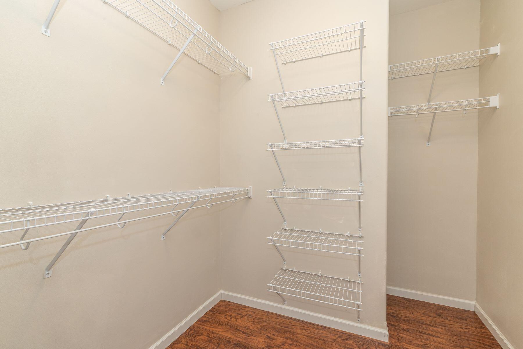 1925 N Water St Unit: 301