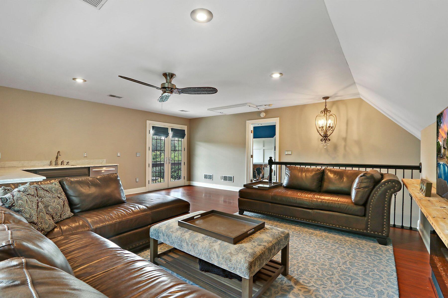 2990 Berndt Rd