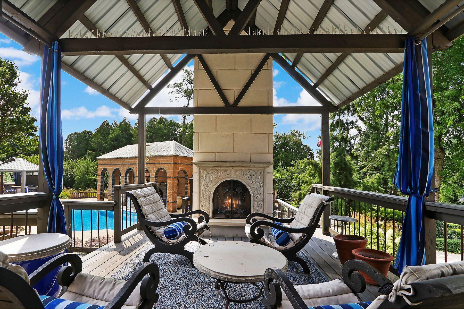 2990 Berndt Rd