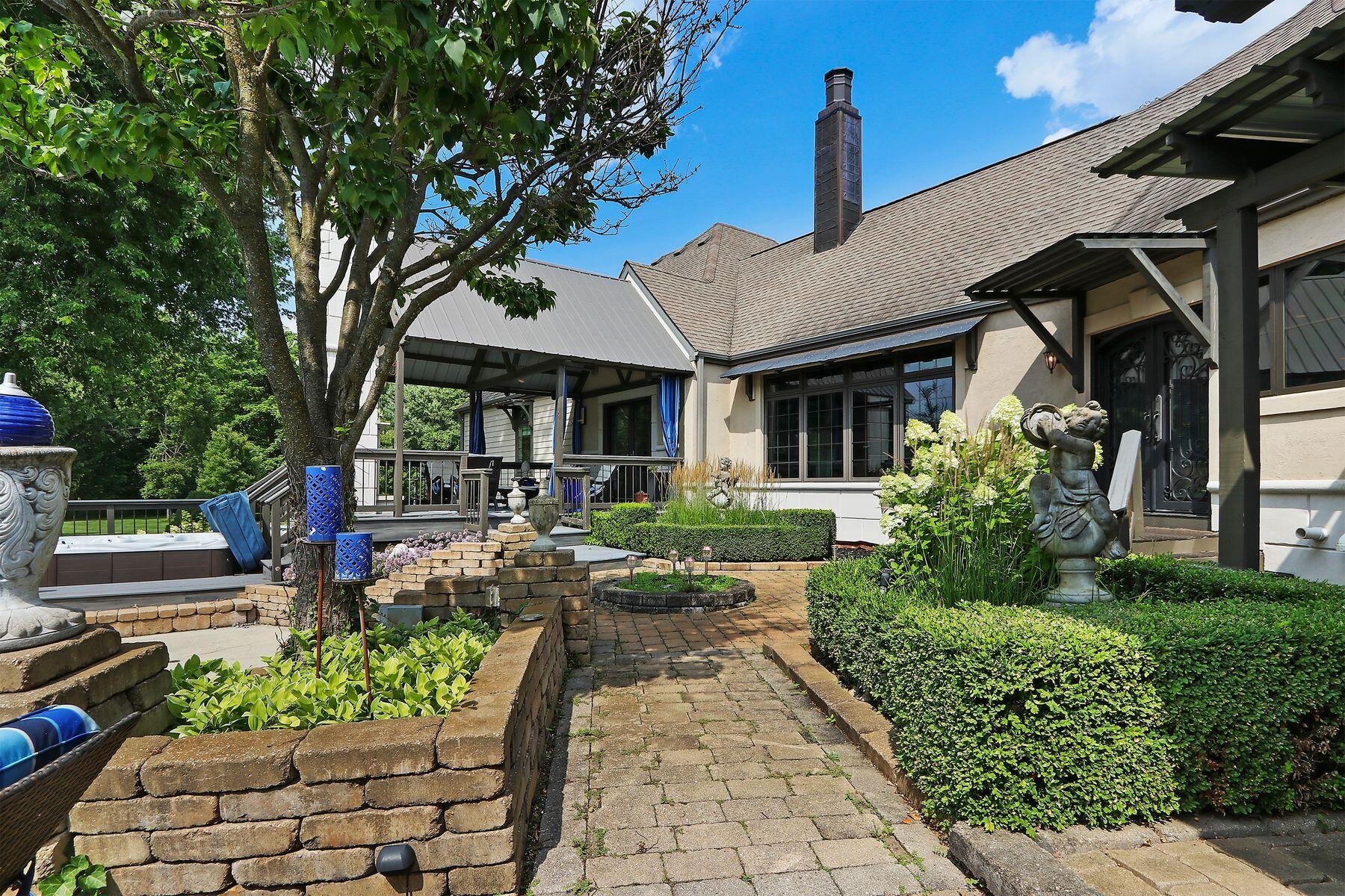 2990 Berndt Rd