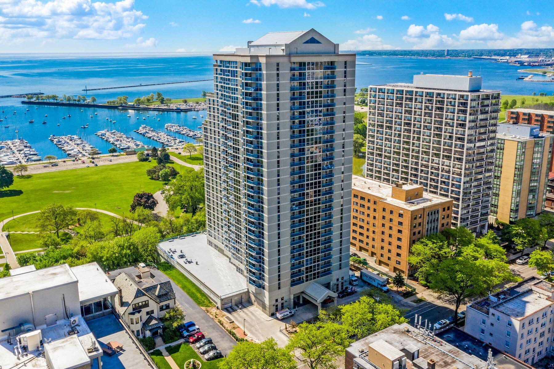 1660 N Prospect Ave Unit: 1507