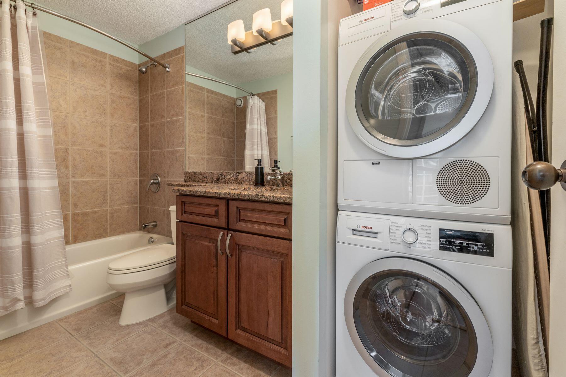 1660 N Prospect Ave Unit: 1507