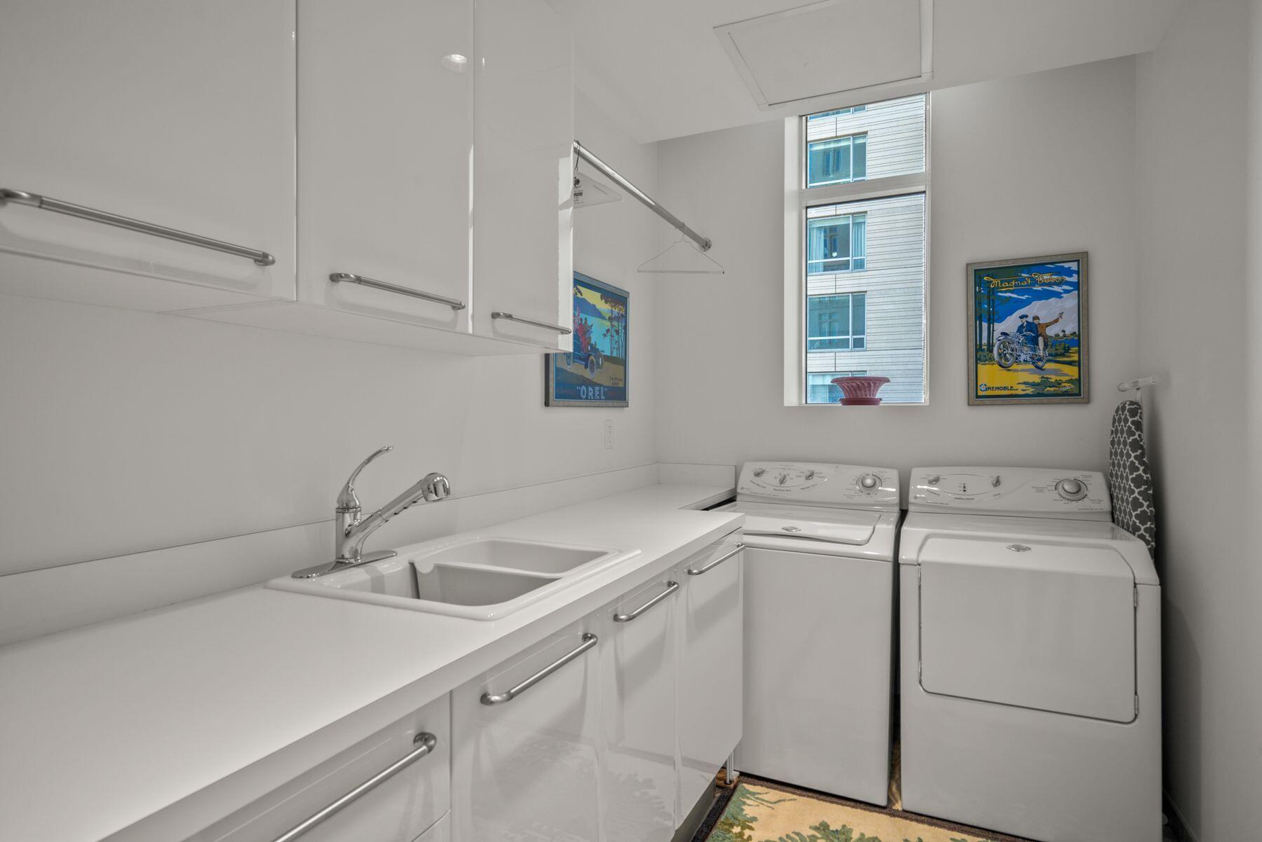 825 N Prospect Ave Unit: 702