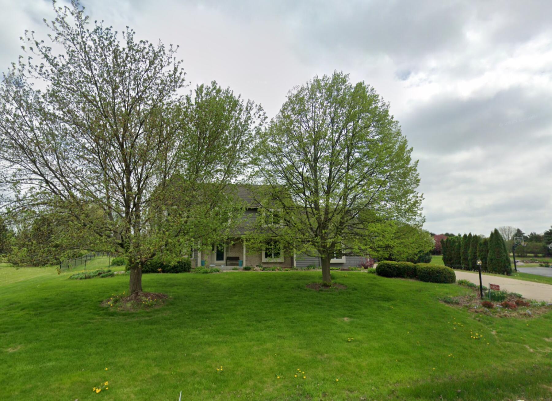 S46W25665 Shadow Ridge Ct