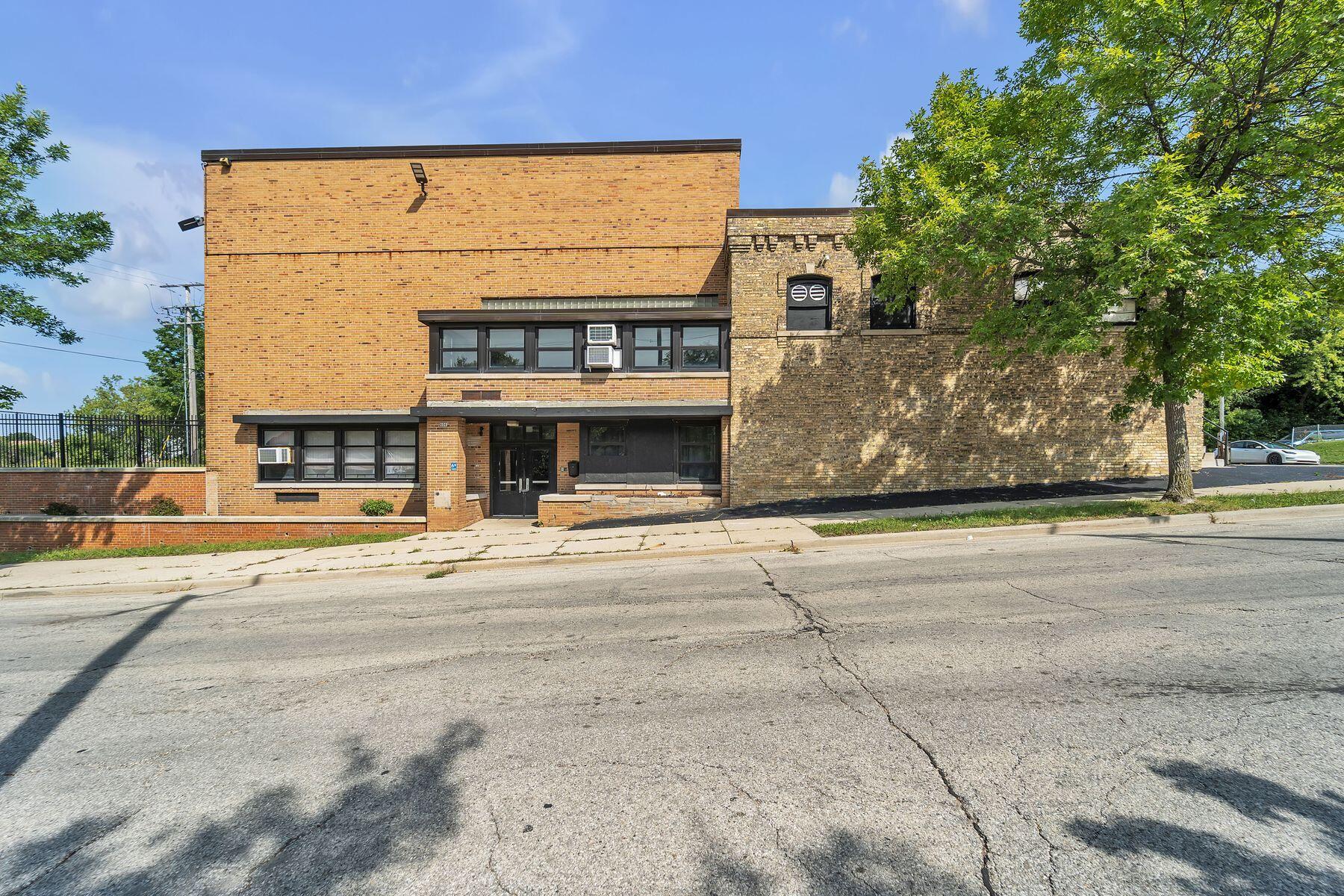 3311 N 6th St Unit: 3319