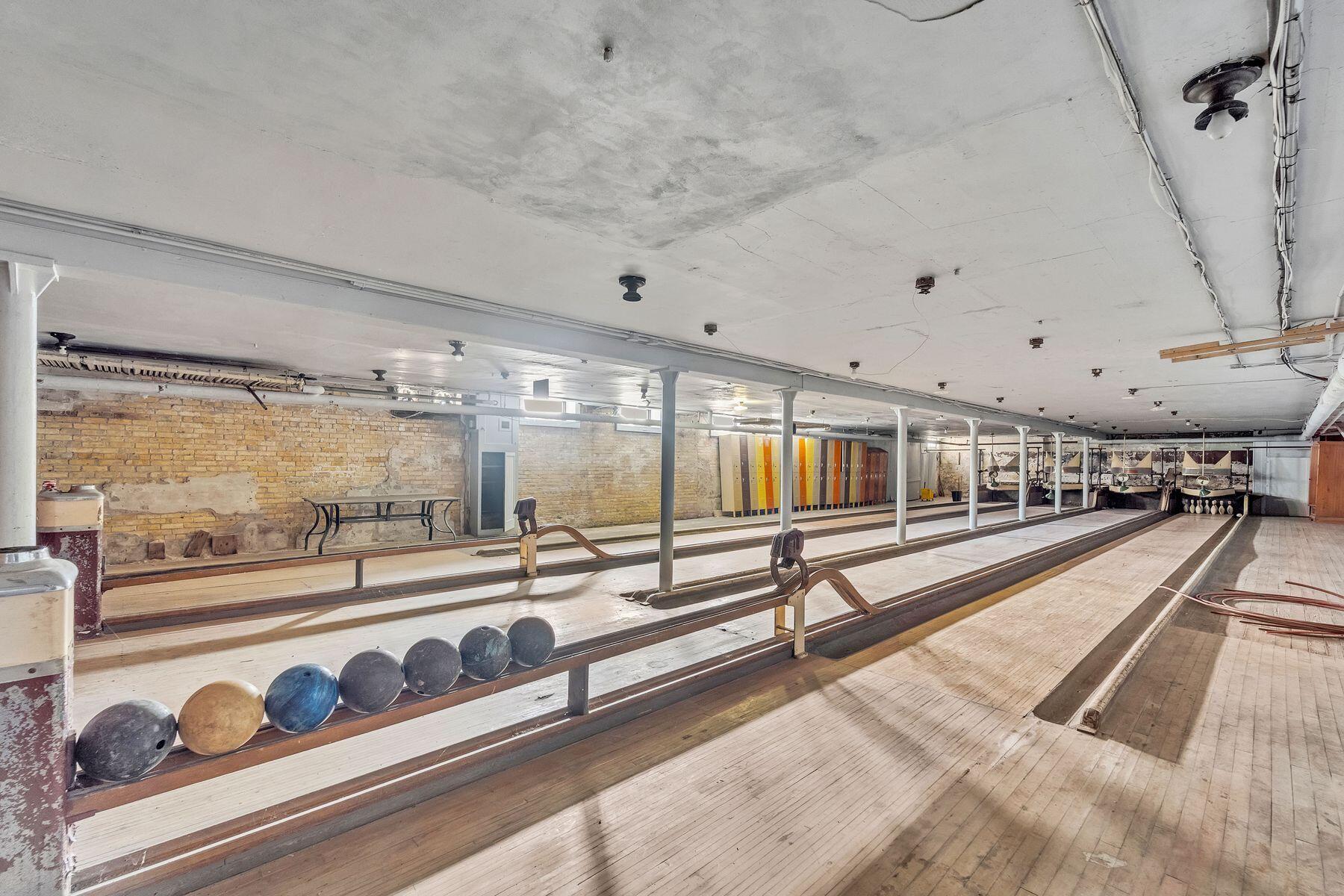 3311 N 6th St Unit: 3319