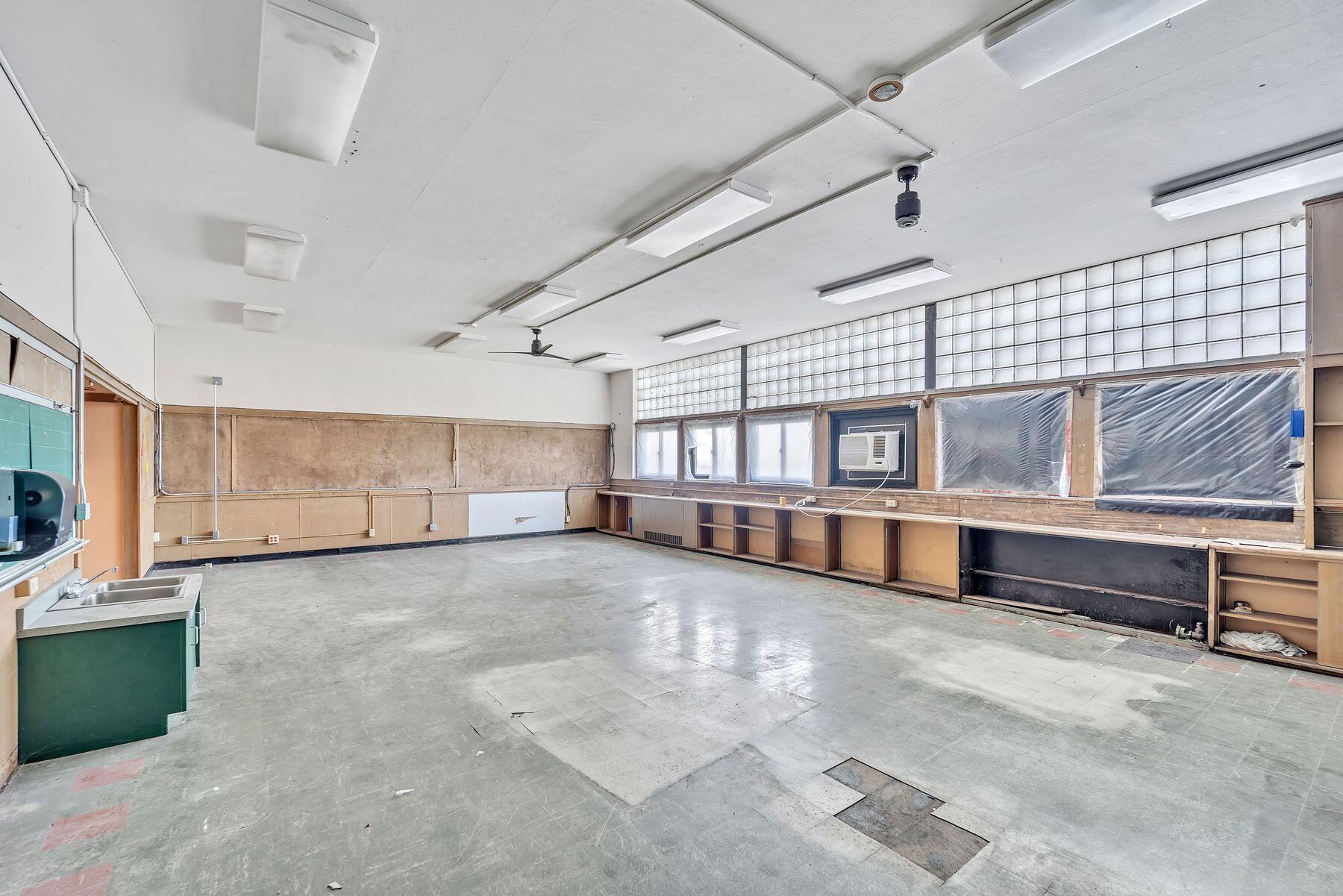 3311 N 6th St Unit: 3319