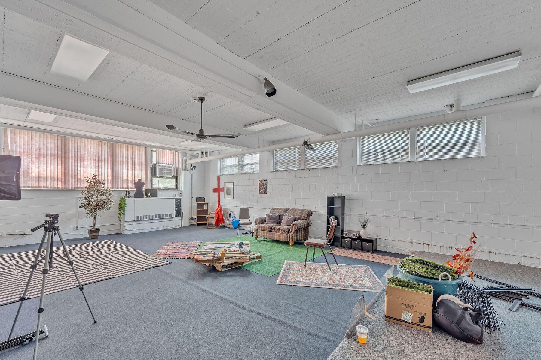 3311 N 6th St Unit: 3319