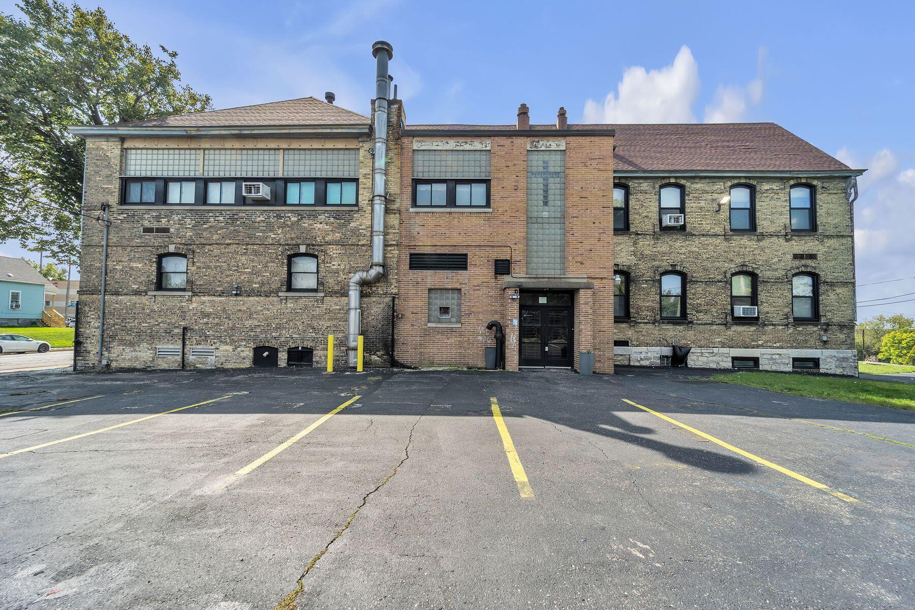 3311 N 6th St Unit: 3319