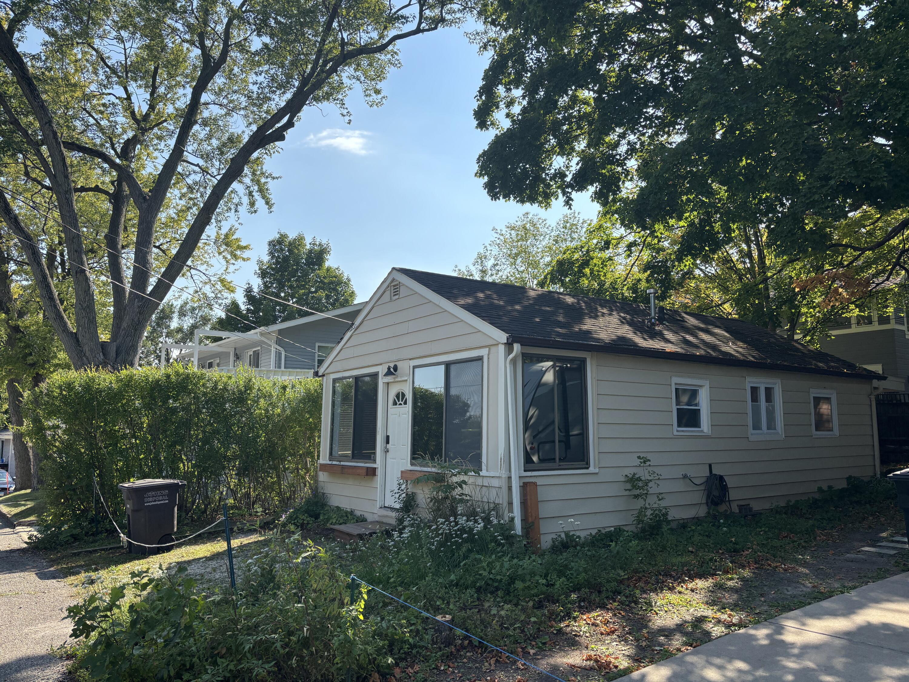 158 Big Foot St