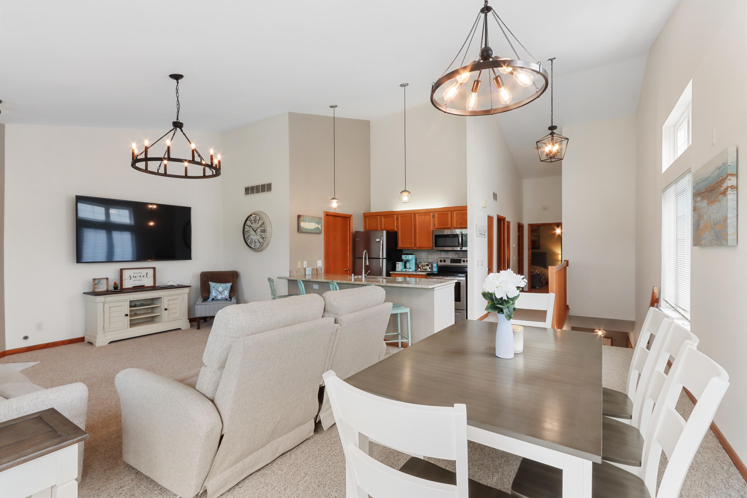 604 Geneva National Ave N Unit: 6-46