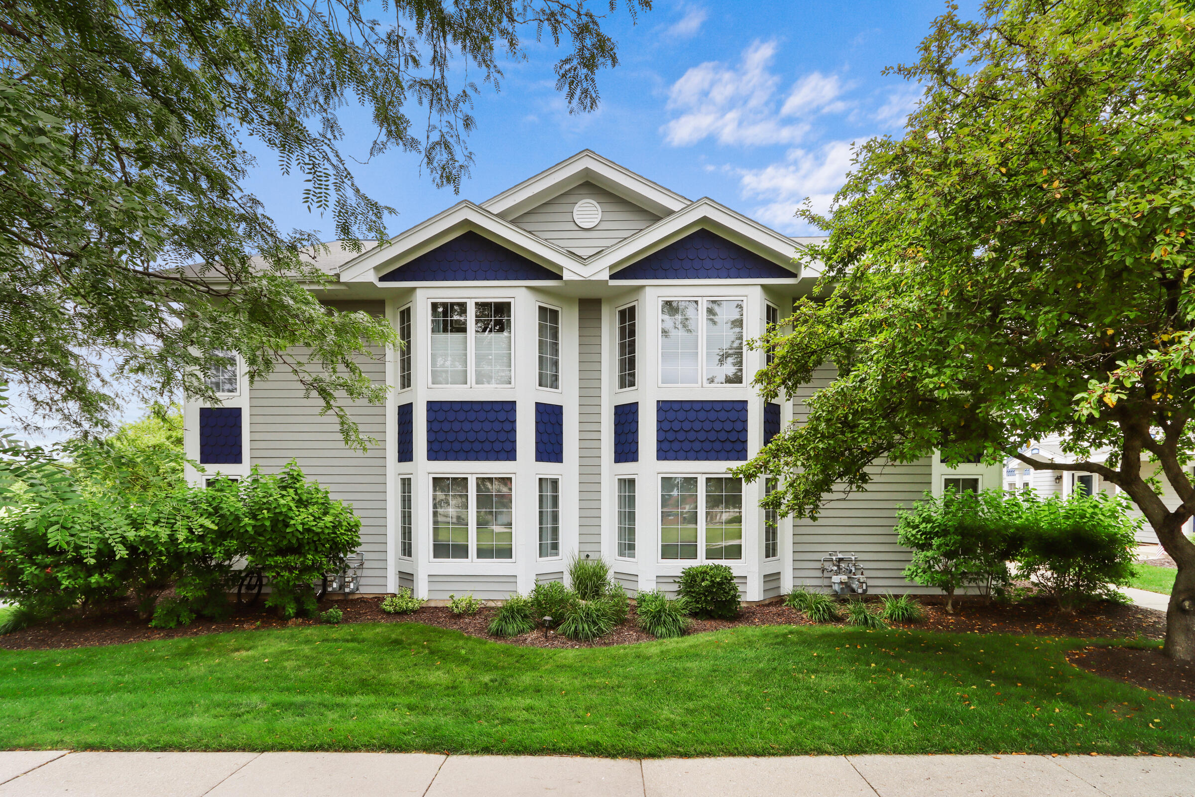 604 Geneva National Ave N Unit: 6-46