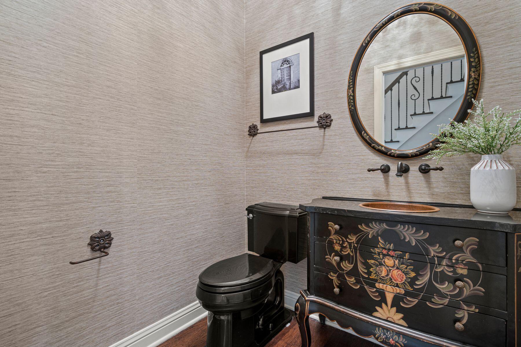 10435 N Riverlake Dr