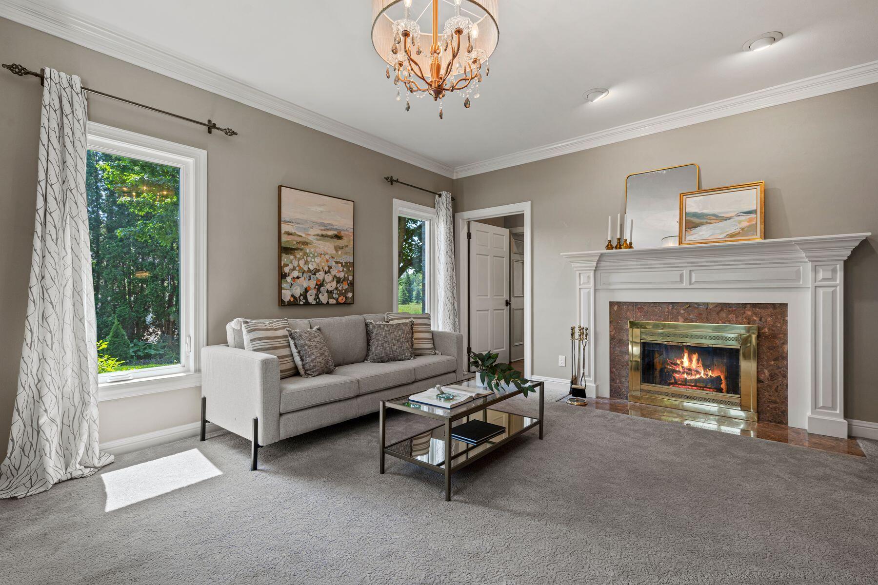 10435 N Riverlake Dr