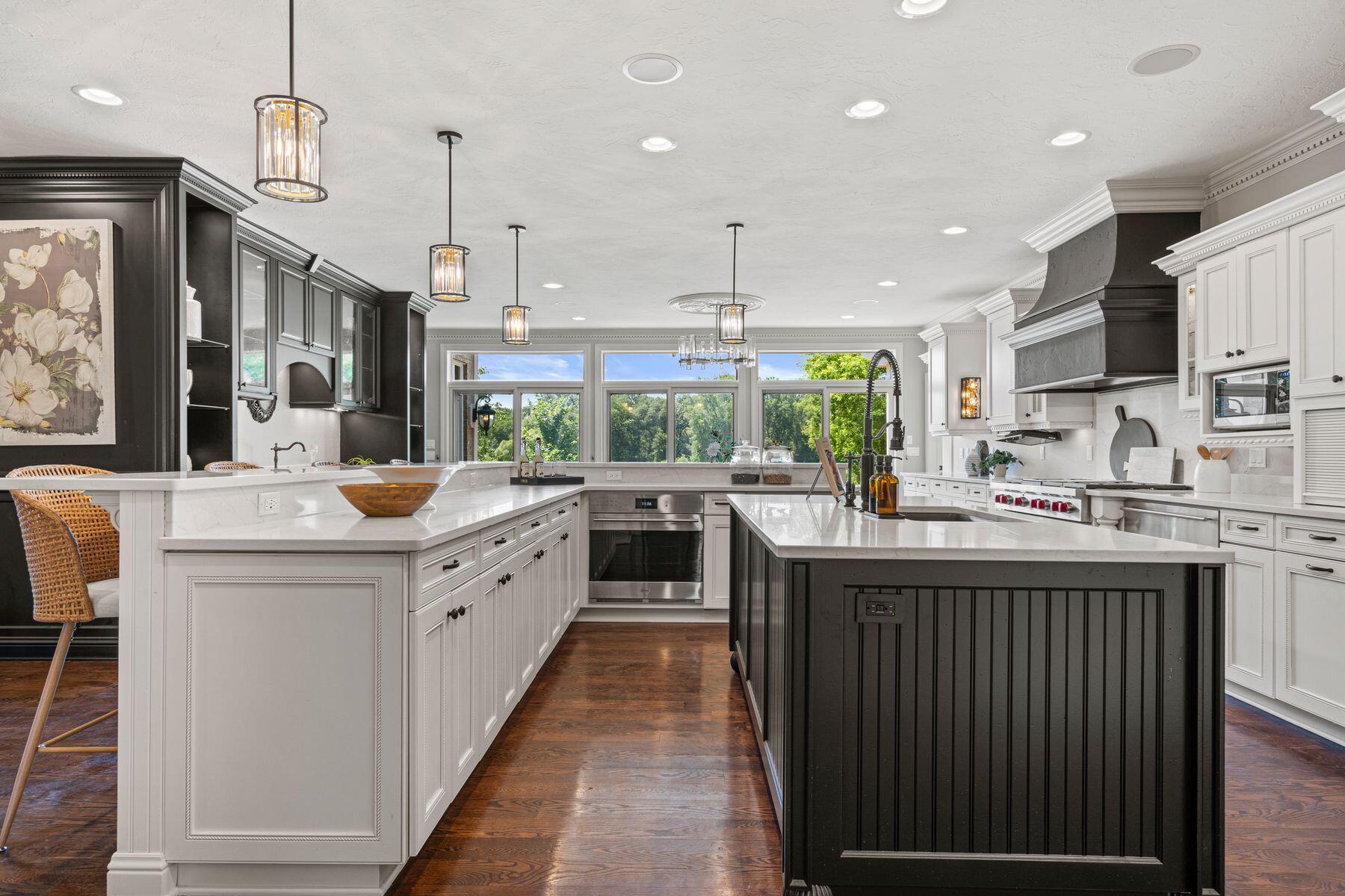 10435 N Riverlake Dr