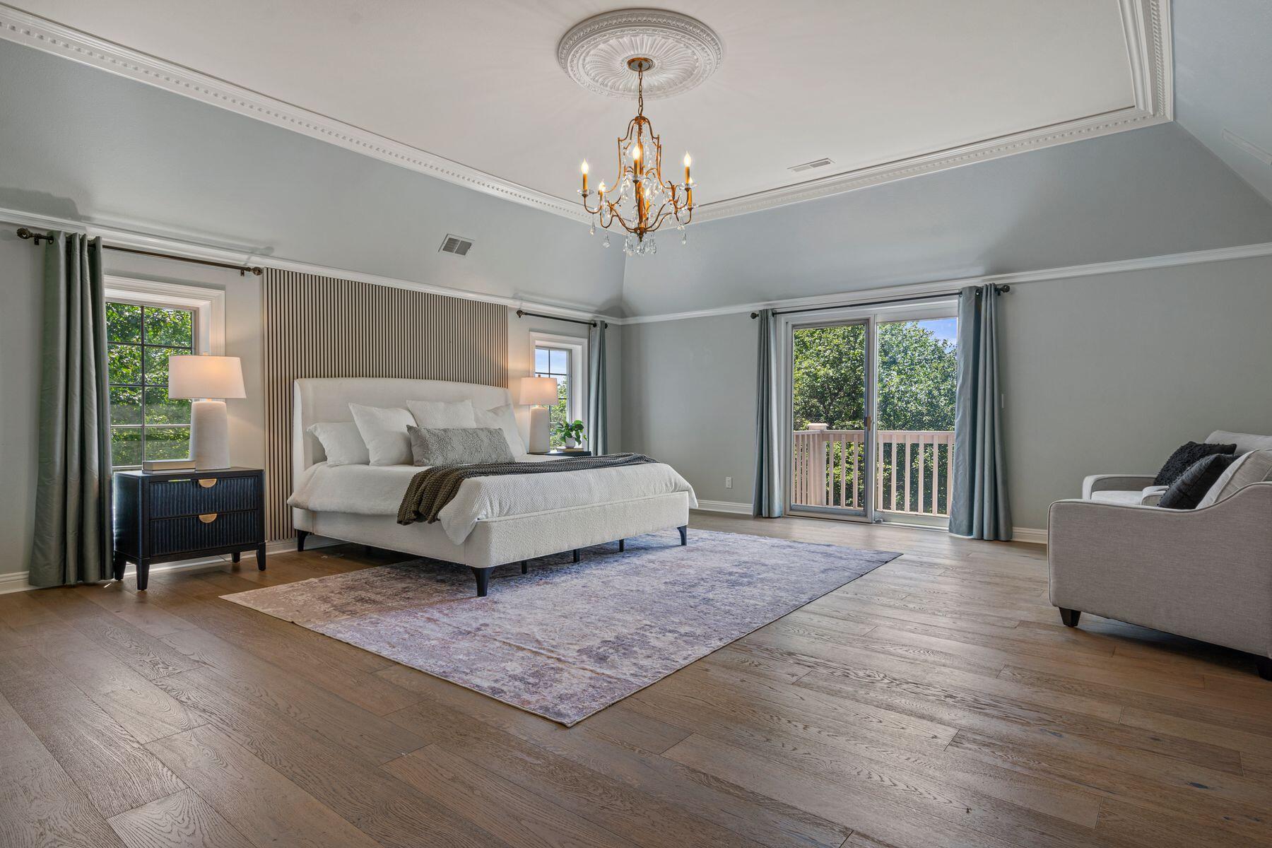 10435 N Riverlake Dr