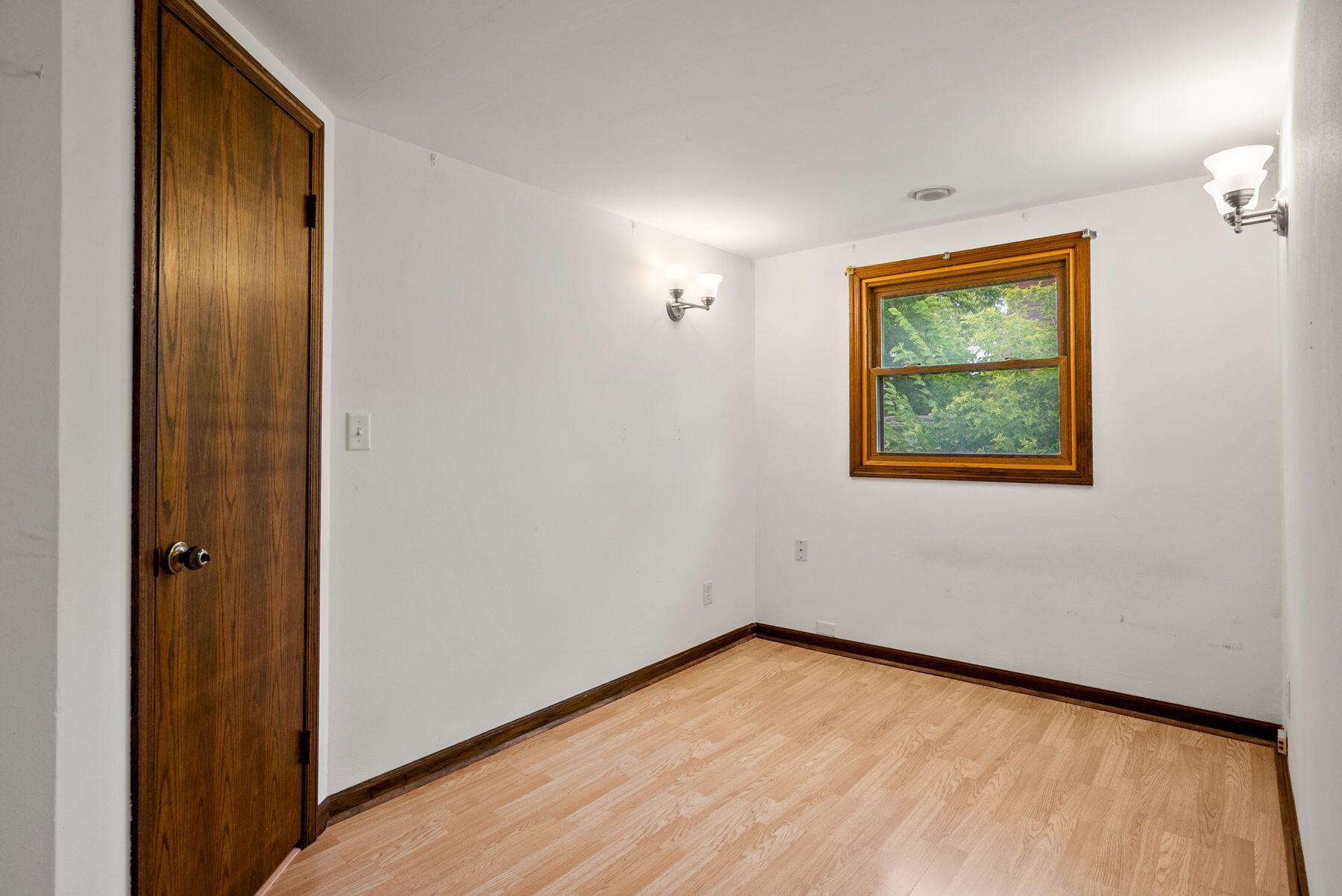 W61N413 Washington Ave