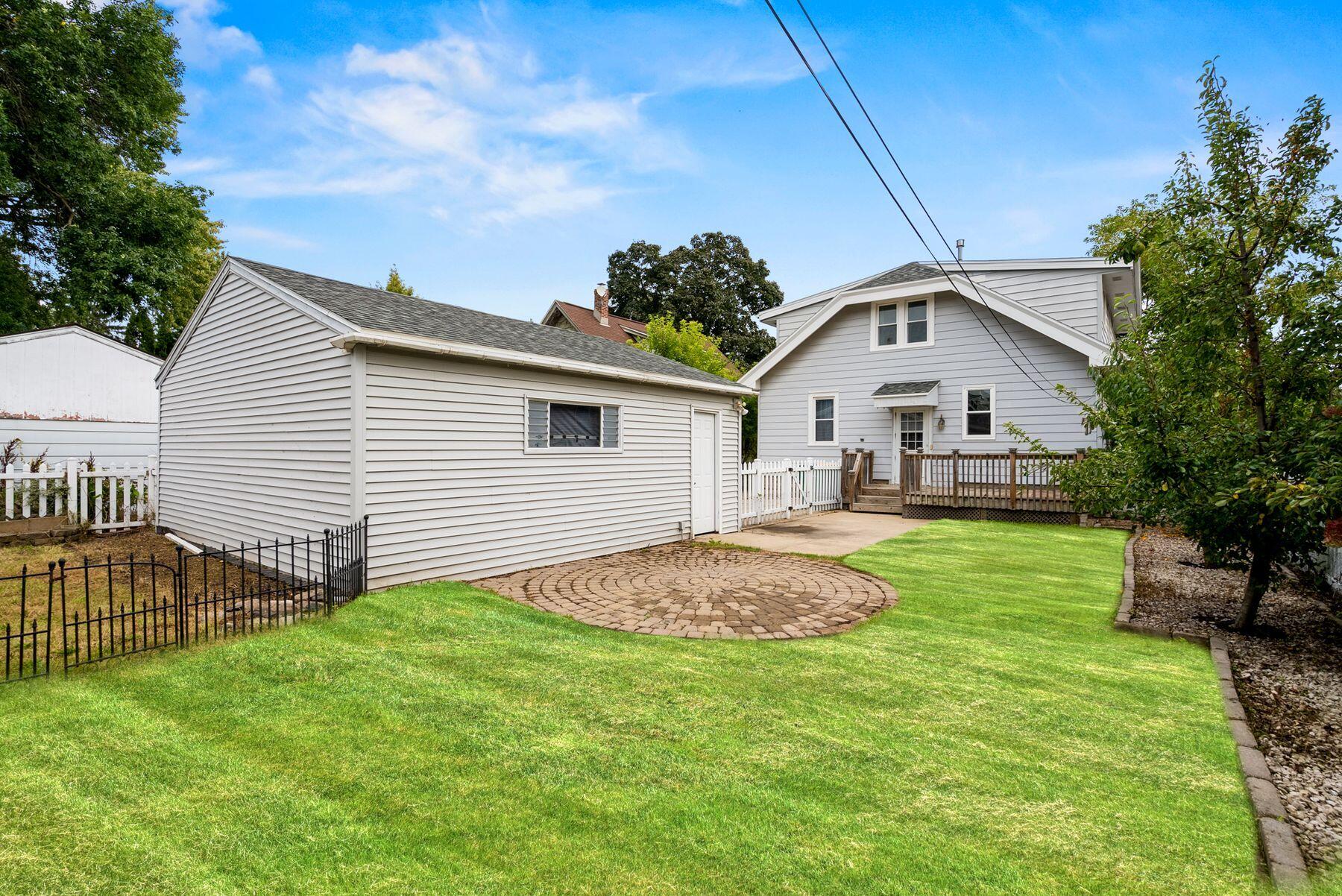 W61N413 Washington Ave