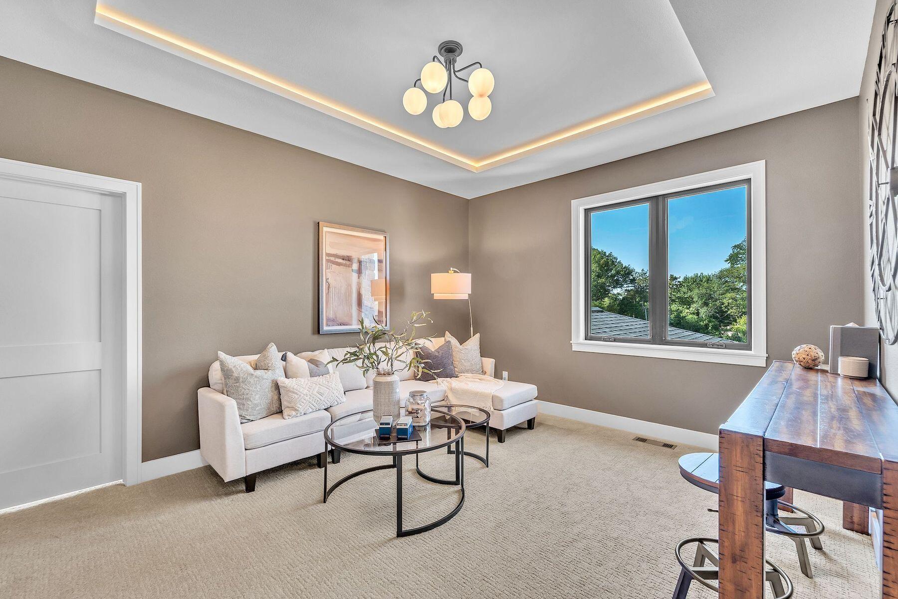 W188N5040 Red Crown Trl