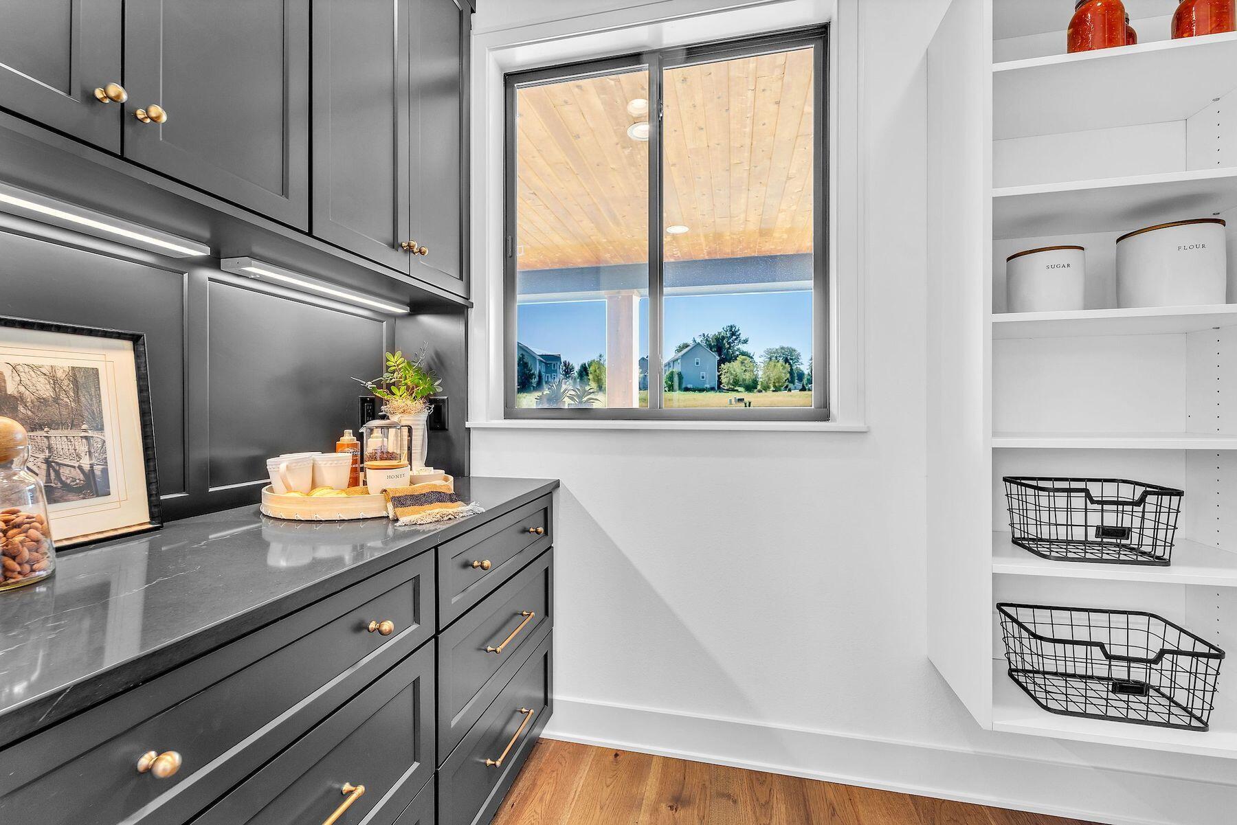 W188N5040 Red Crown Trl