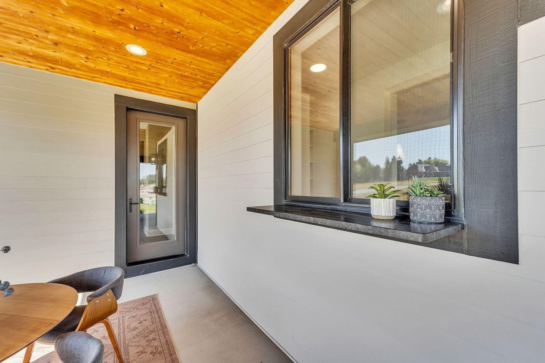 W188N5040 Red Crown Trl