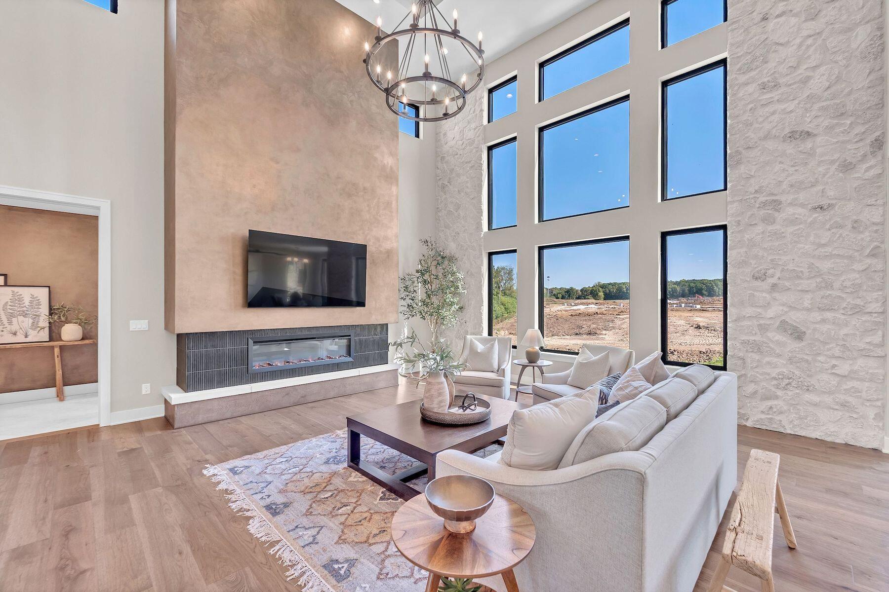 W188N5040 Red Crown Trl