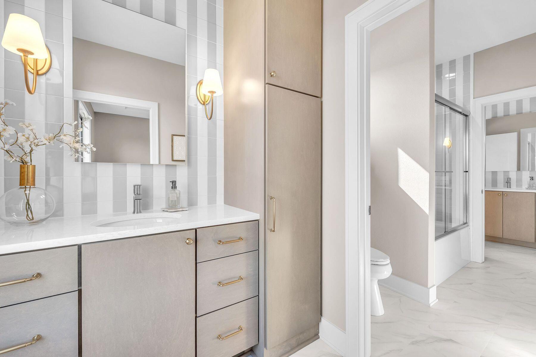 W188N5040 Red Crown Trl