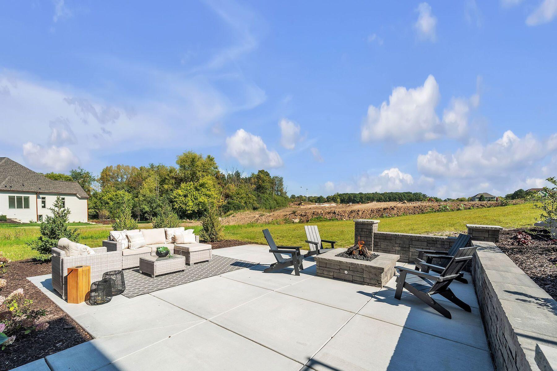 W188N5040 Red Crown Trl