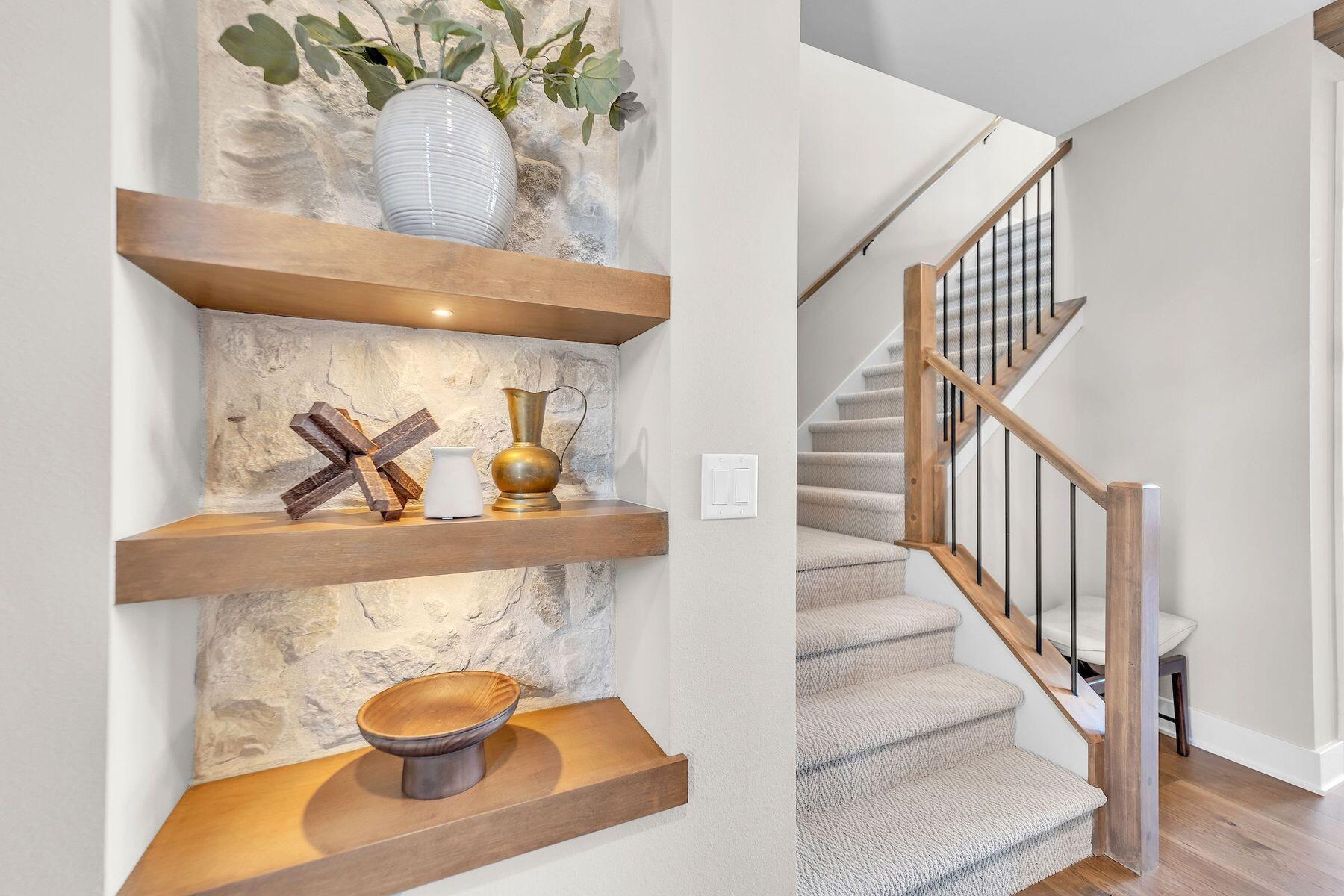 W188N5040 Red Crown Trl