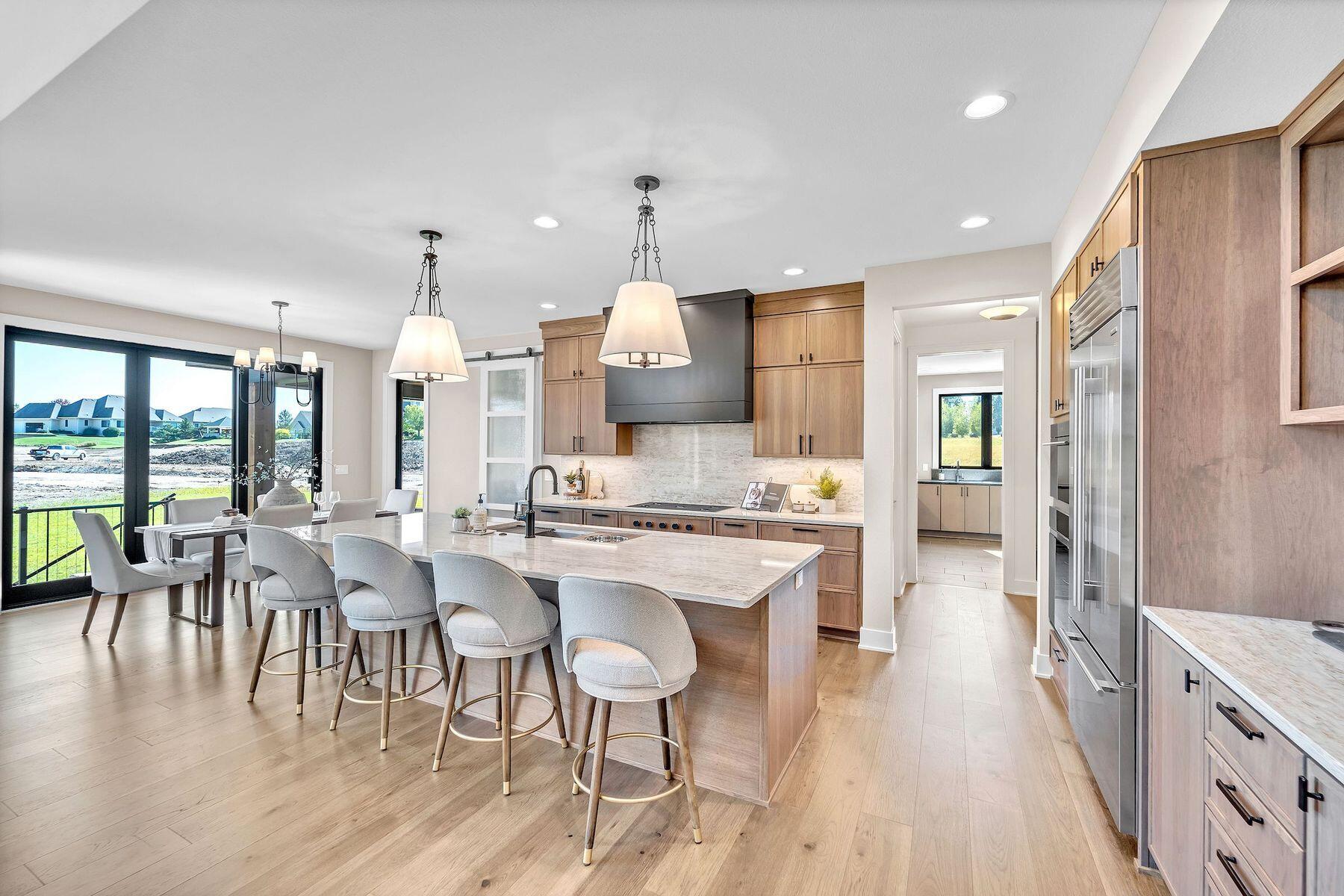 W188N5040 Red Crown Trl