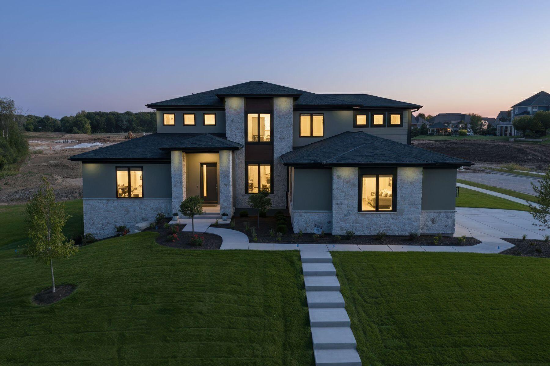 W188N5040 Red Crown Trl