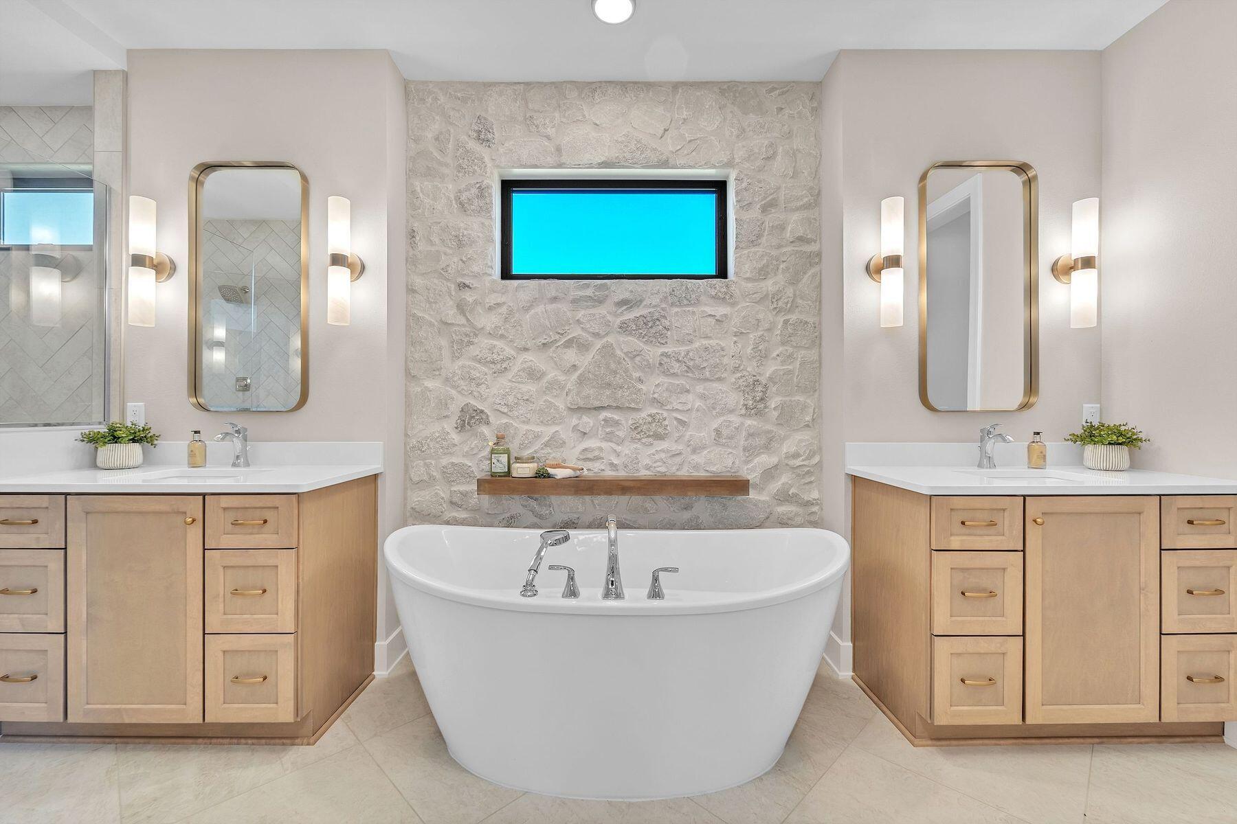 W188N5040 Red Crown Trl