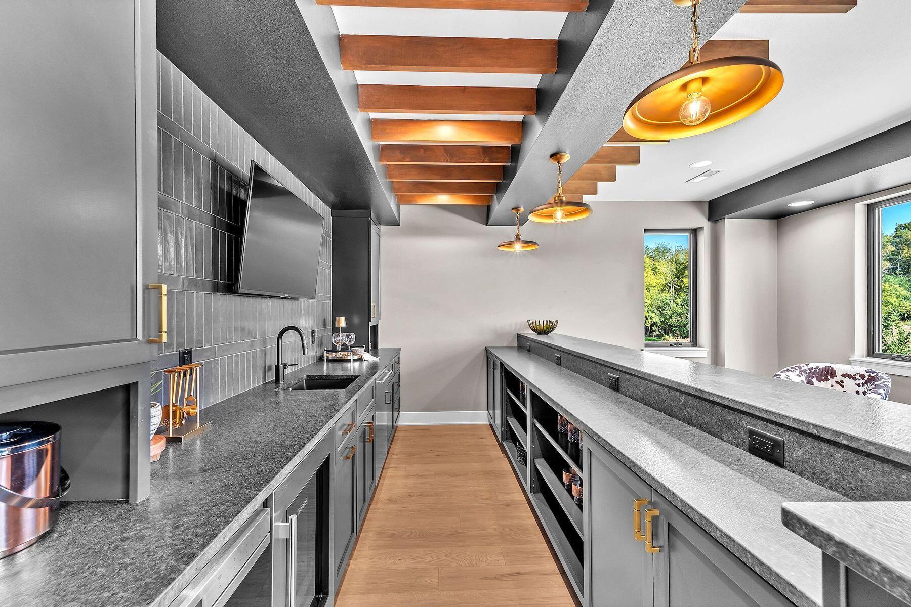 W188N5040 Red Crown Trl