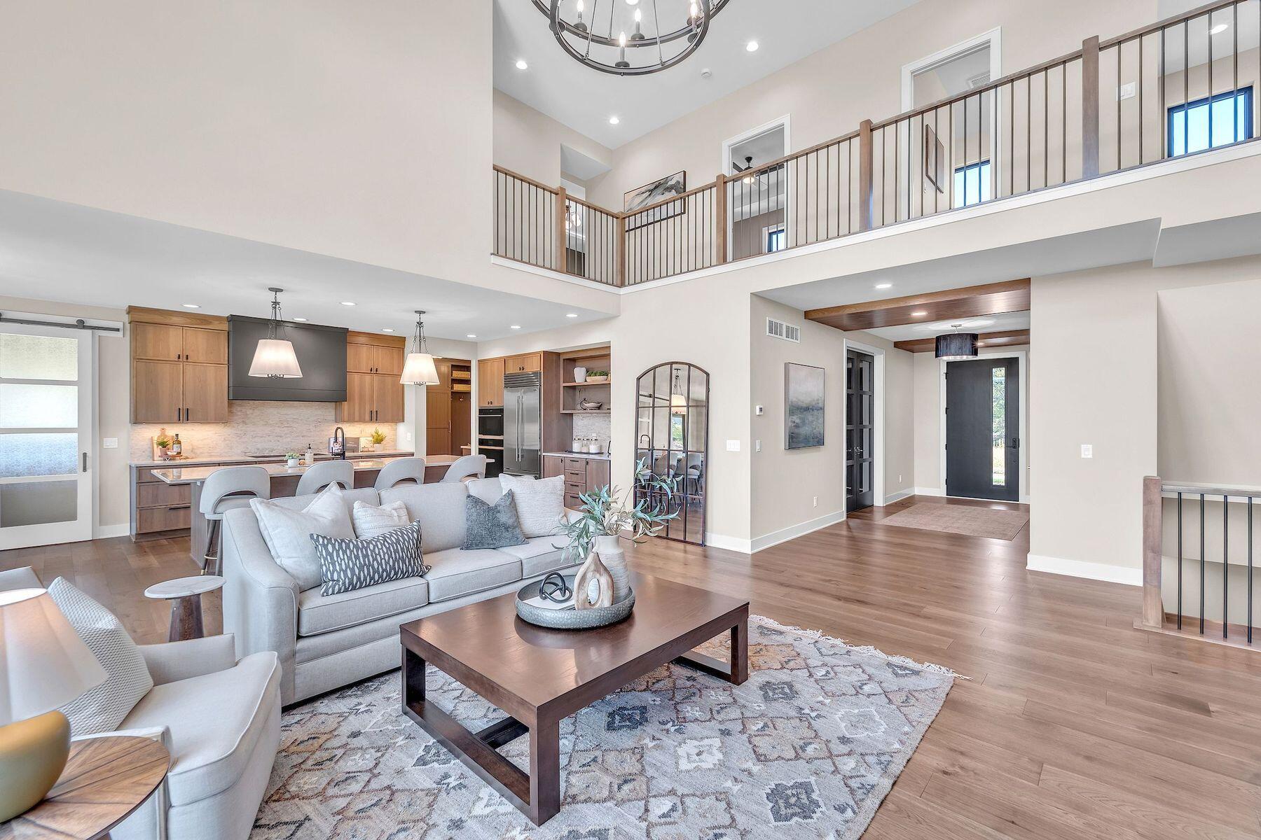 W188N5040 Red Crown Trl