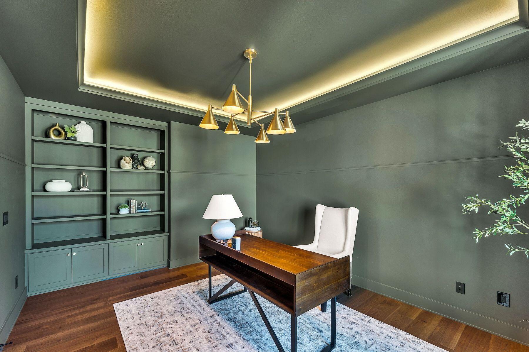 W188N5040 Red Crown Trl