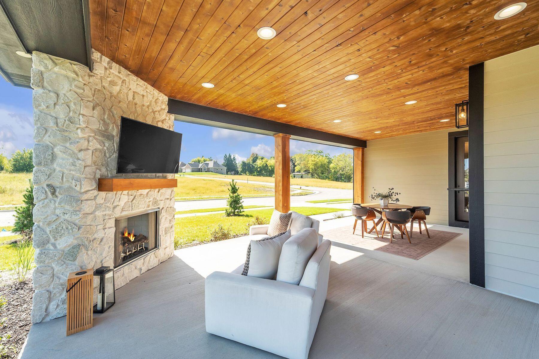 W188N5040 Red Crown Trl