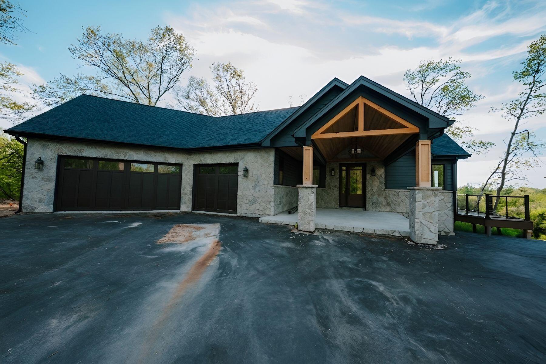6595 Bridlewood Ct
