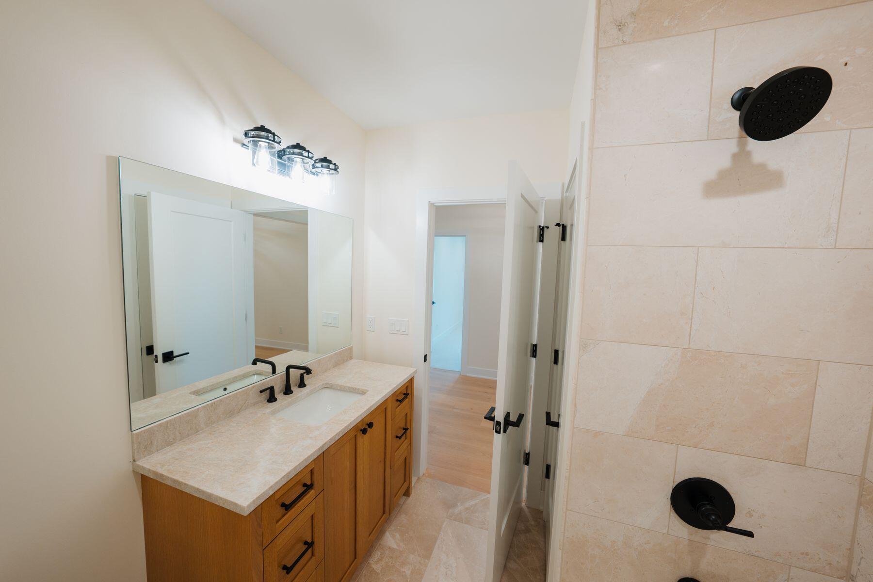 6595 Bridlewood Ct