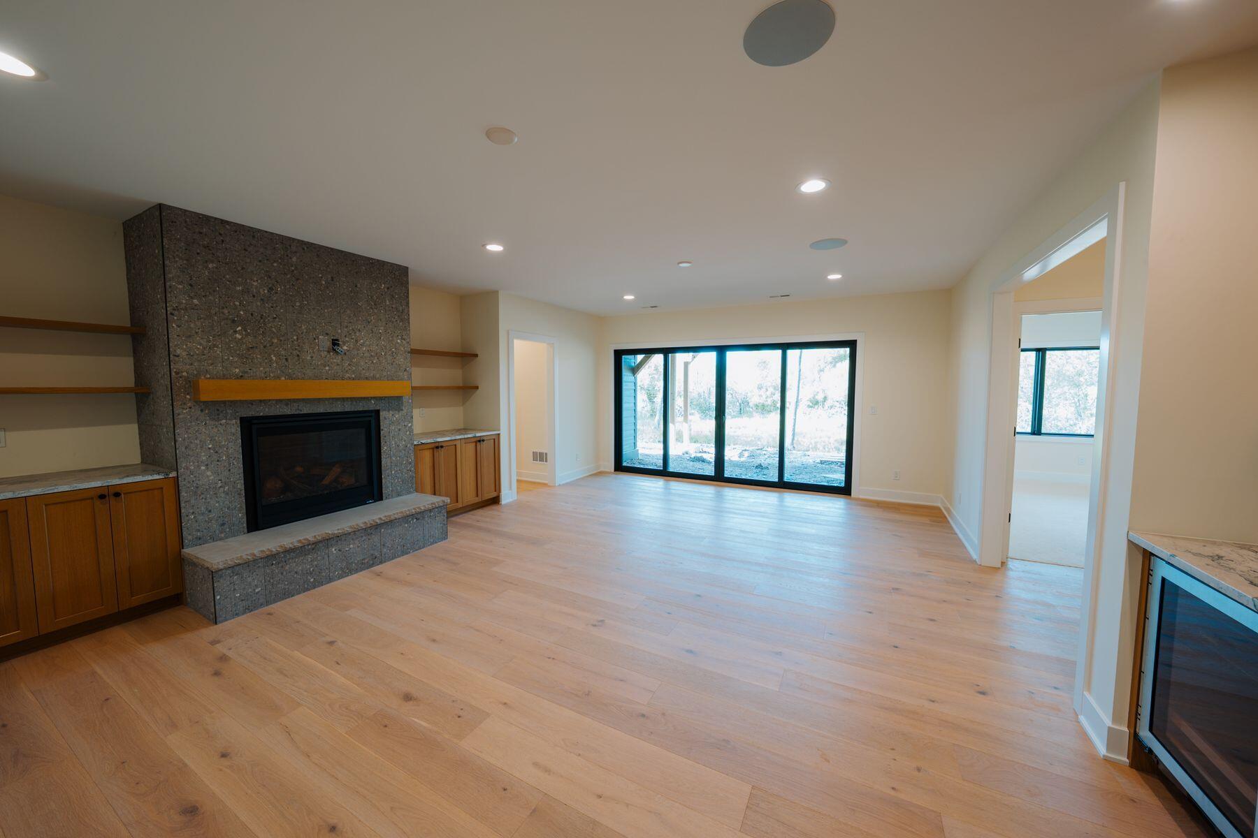 6595 Bridlewood Ct