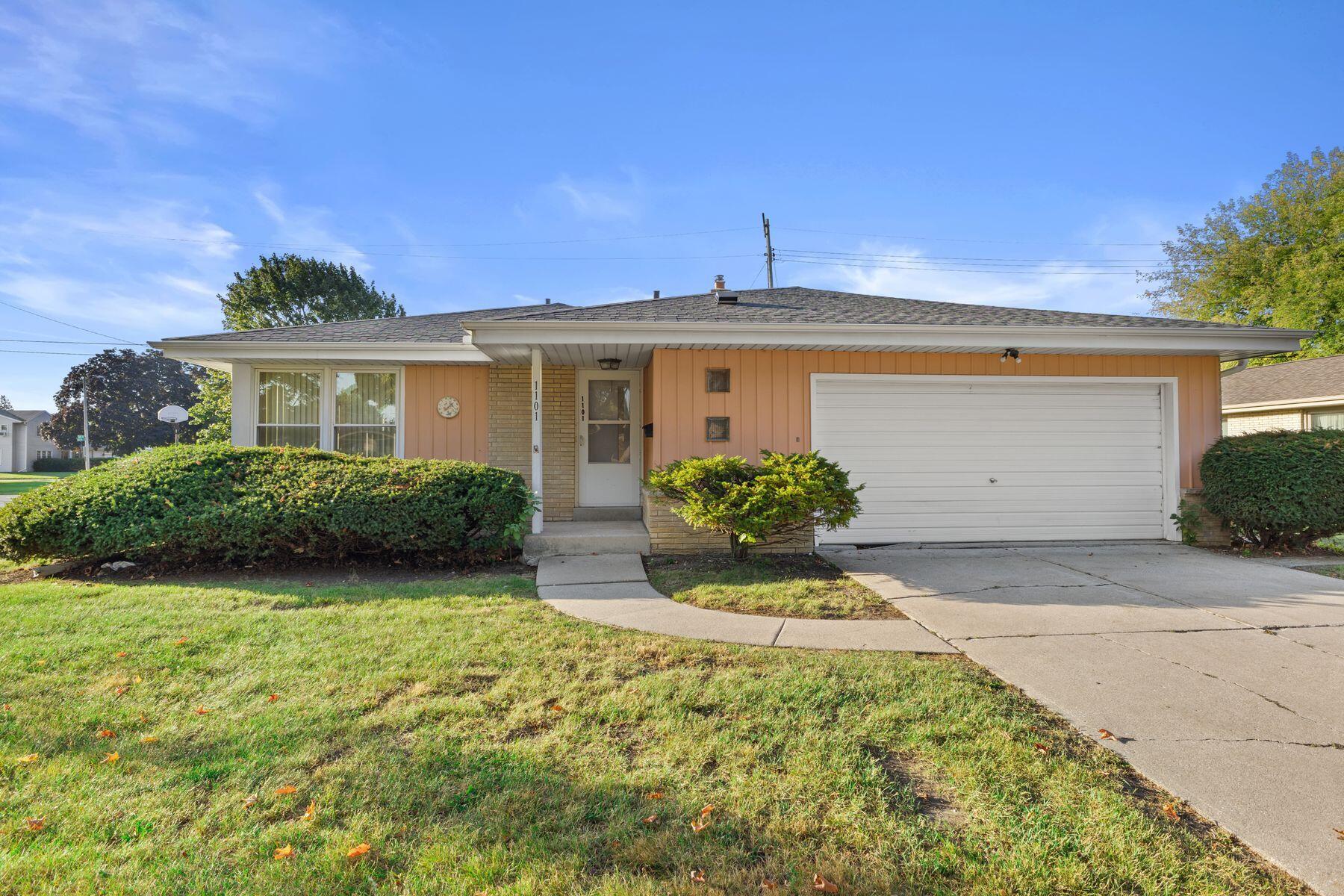 1101 Harmony Dr