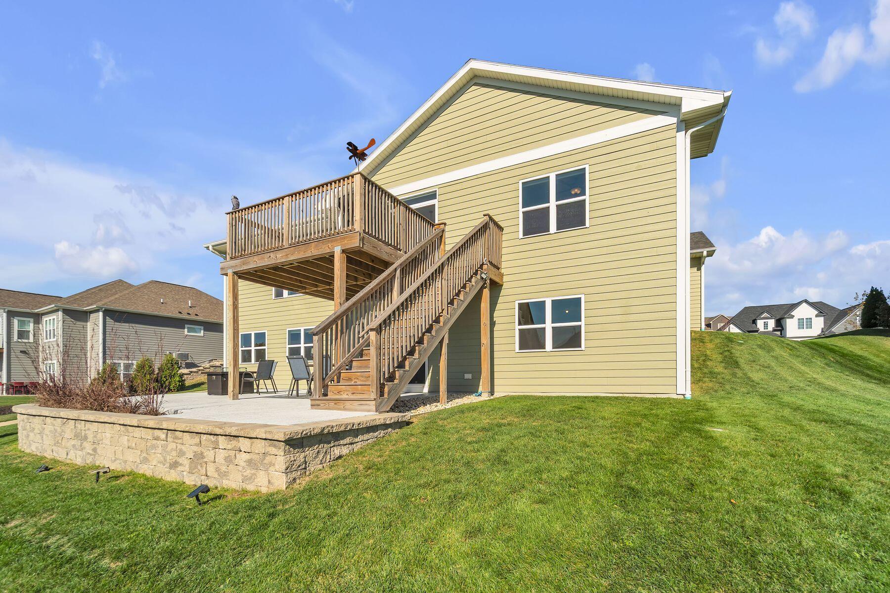 8156 Ridgeway Ct