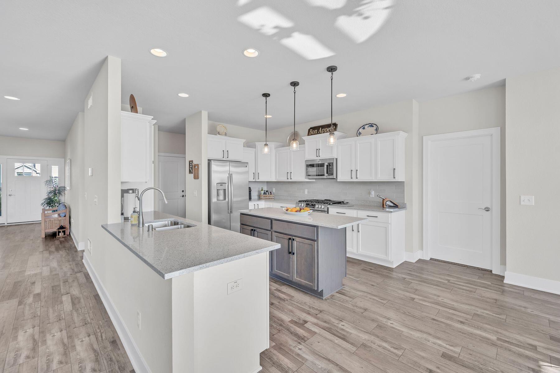 8156 Ridgeway Ct