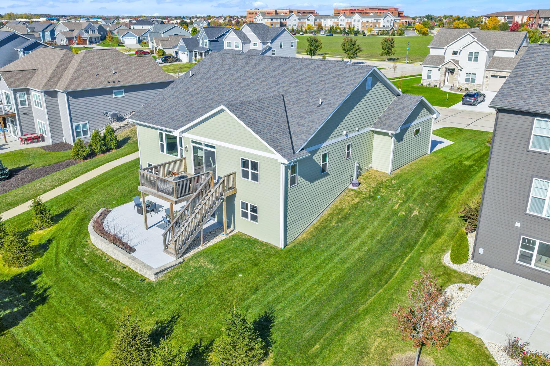 8156 Ridgeway Ct