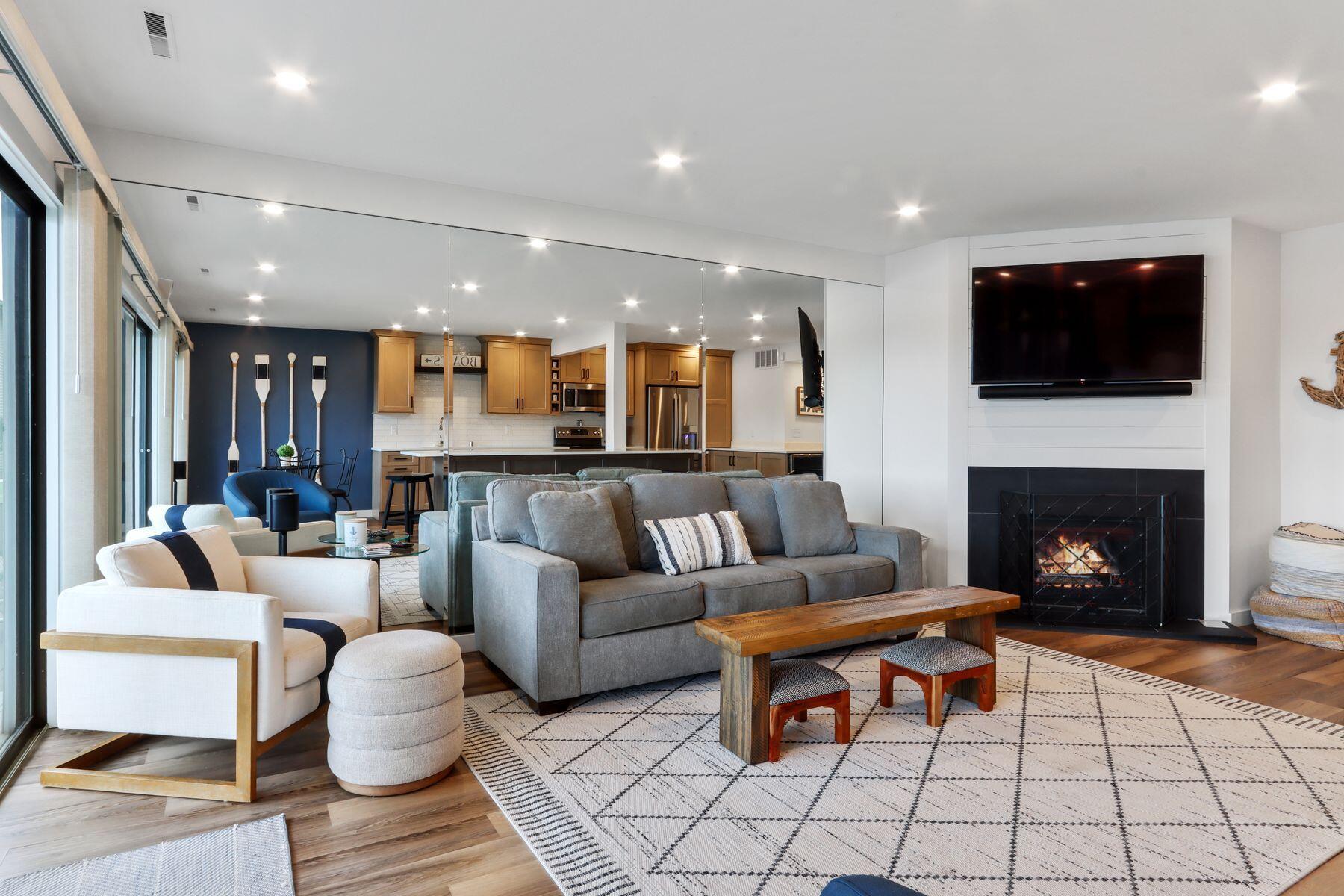 12 Abbey Villa Cir Unit: C