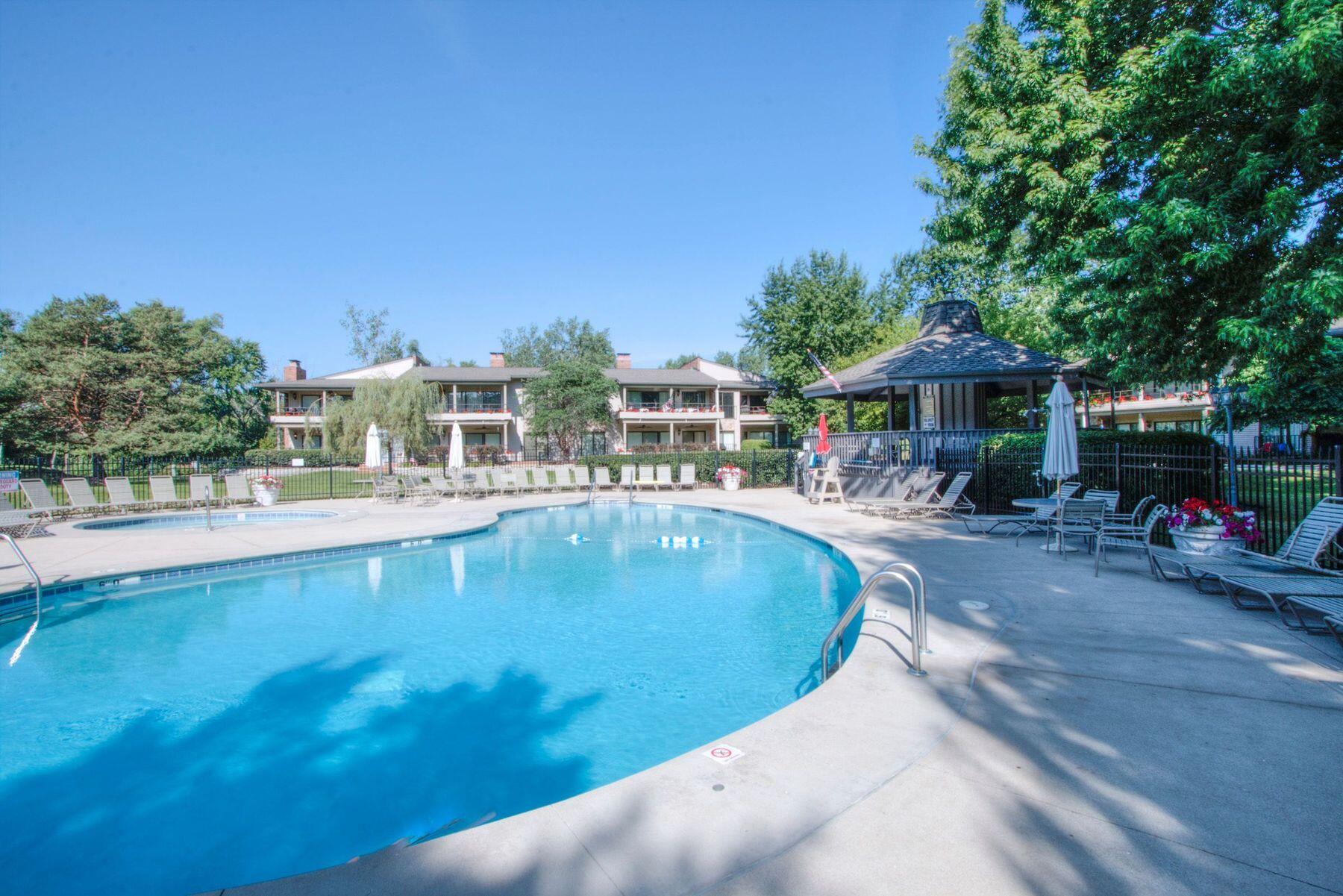 12 Abbey Villa Cir Unit: C