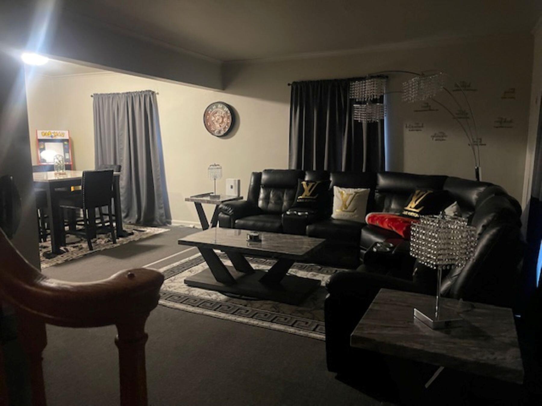 3625 W Capitol Dr