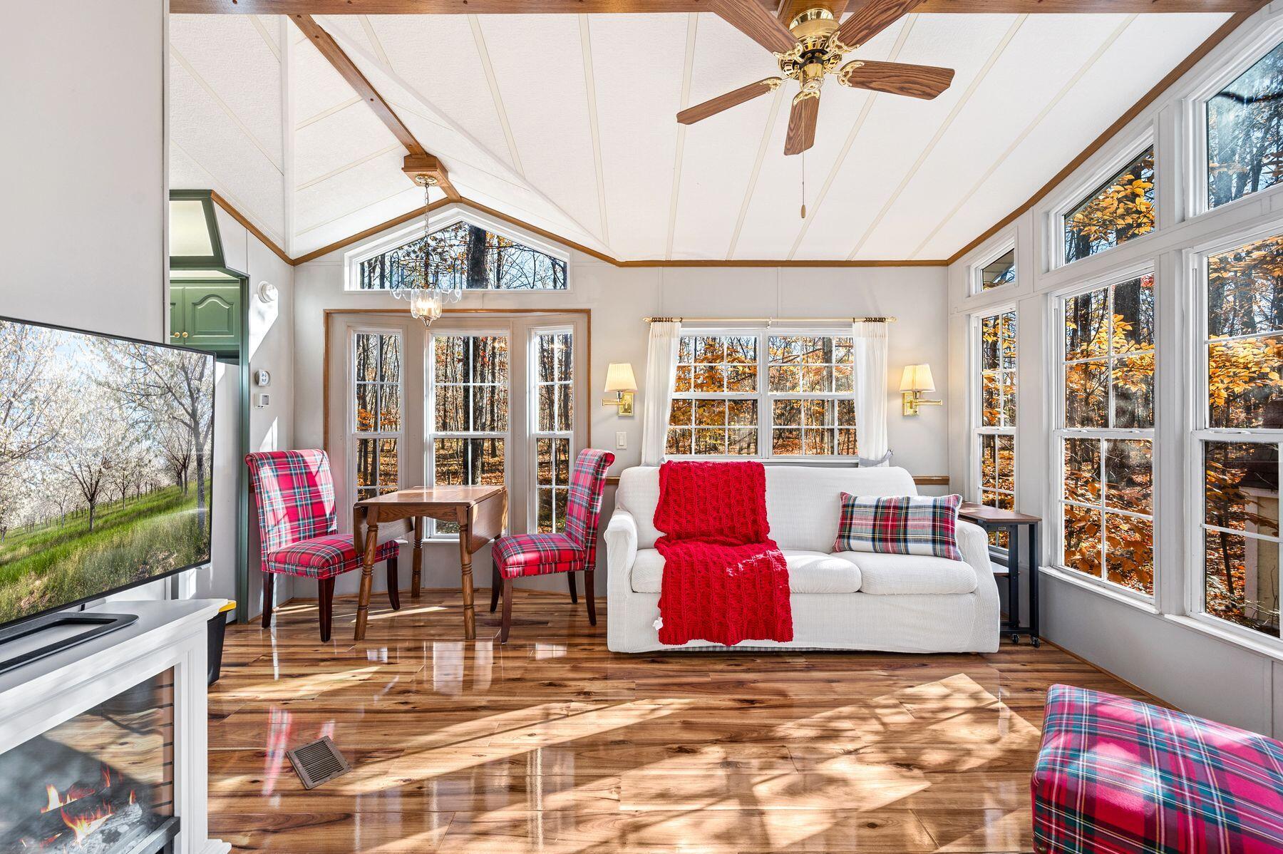 4286 Harbor School Rd Unit: 67