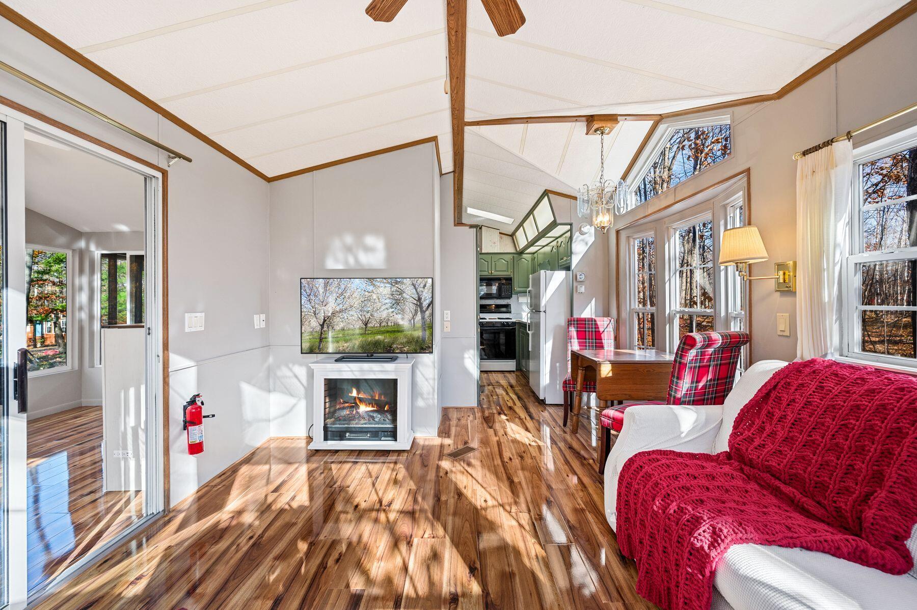 4286 Harbor School Rd Unit: 67