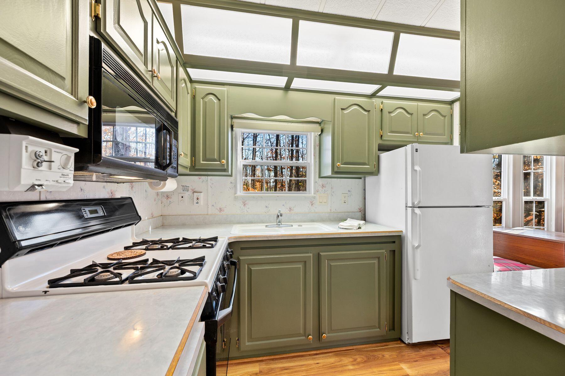 4286 Harbor School Rd Unit: 67